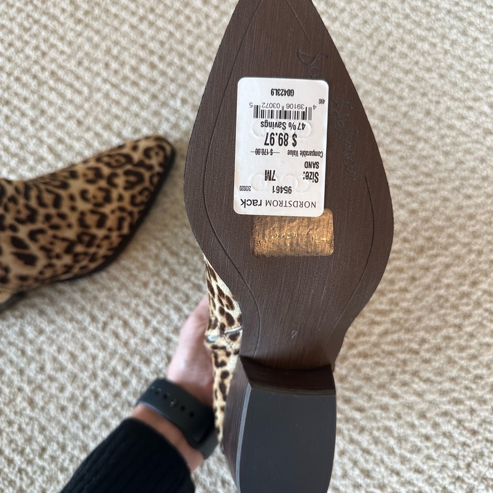 Sam Edelman Cheetah Print Booties: brand new, never worn! size 7